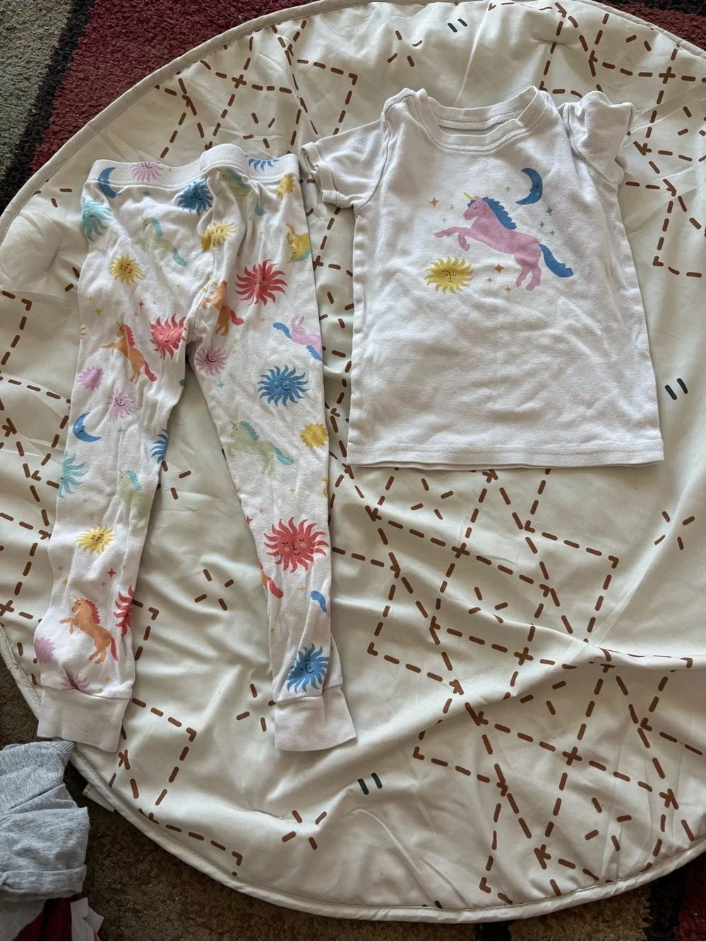 Old Navy White Girls' Unicorn & Sun Print Pajama Set with Pastel Accents